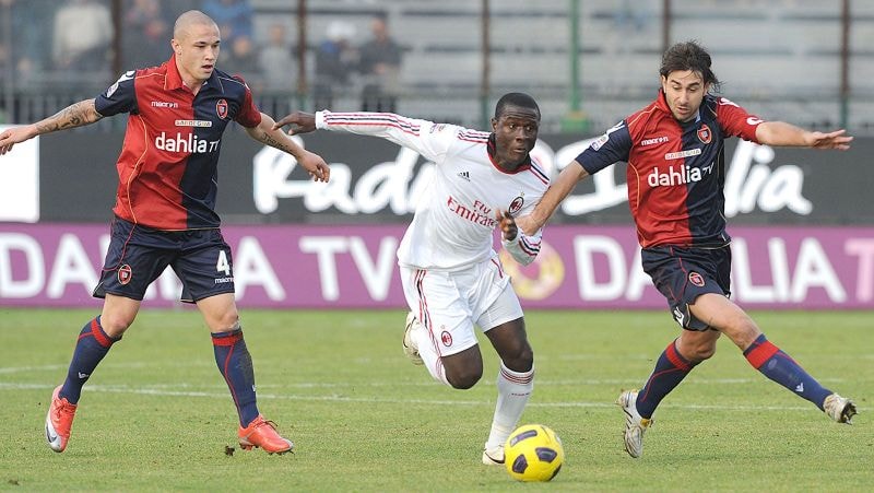 AC Milan vs Cagliari có trận đối đầu đáng mong đợi