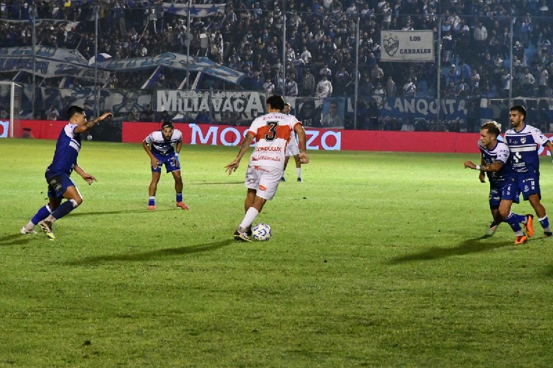 All Boys vs Deportivo Moron đối đầu đẳng cấp