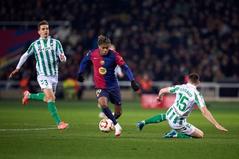 Barcelona vs Real Betis có cuộc chiến không khoan nhượng