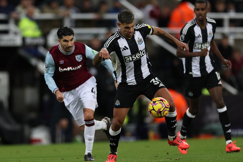 Newcastle United vs West Ham United đối đầu đầy duyên nợ