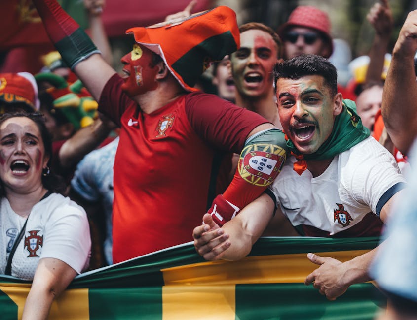Cổ động viên Iran cổ vũ trên khán đài