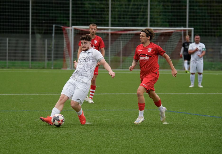 Rot-Weiß Essen vs FC St. Pauli Cúp Quốc Gia Đức