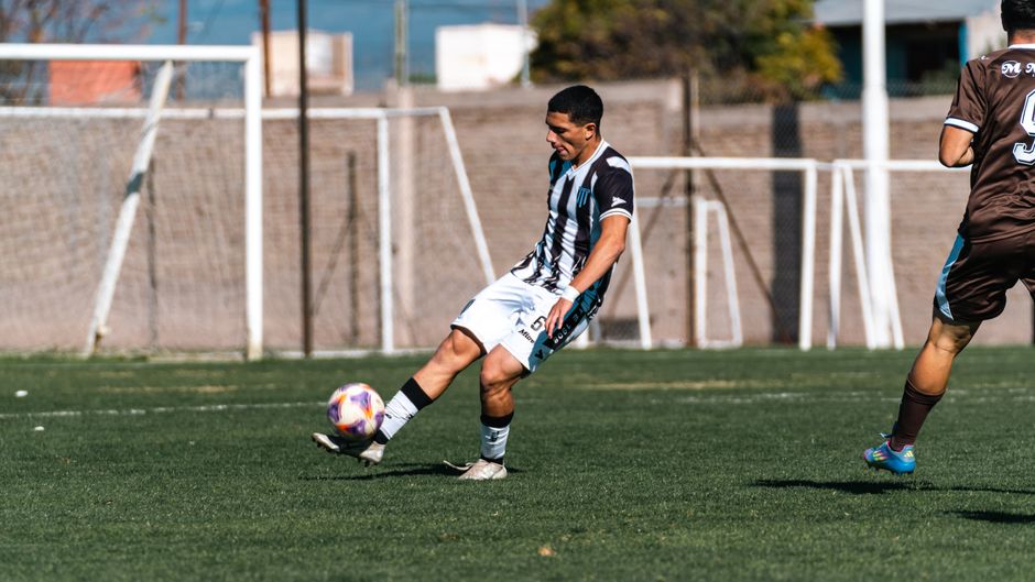 Soi kèo tài xỉu, phạt góc trận Almirante Brown vs Ferro Carril Oeste, 01:30 ngày 14/09